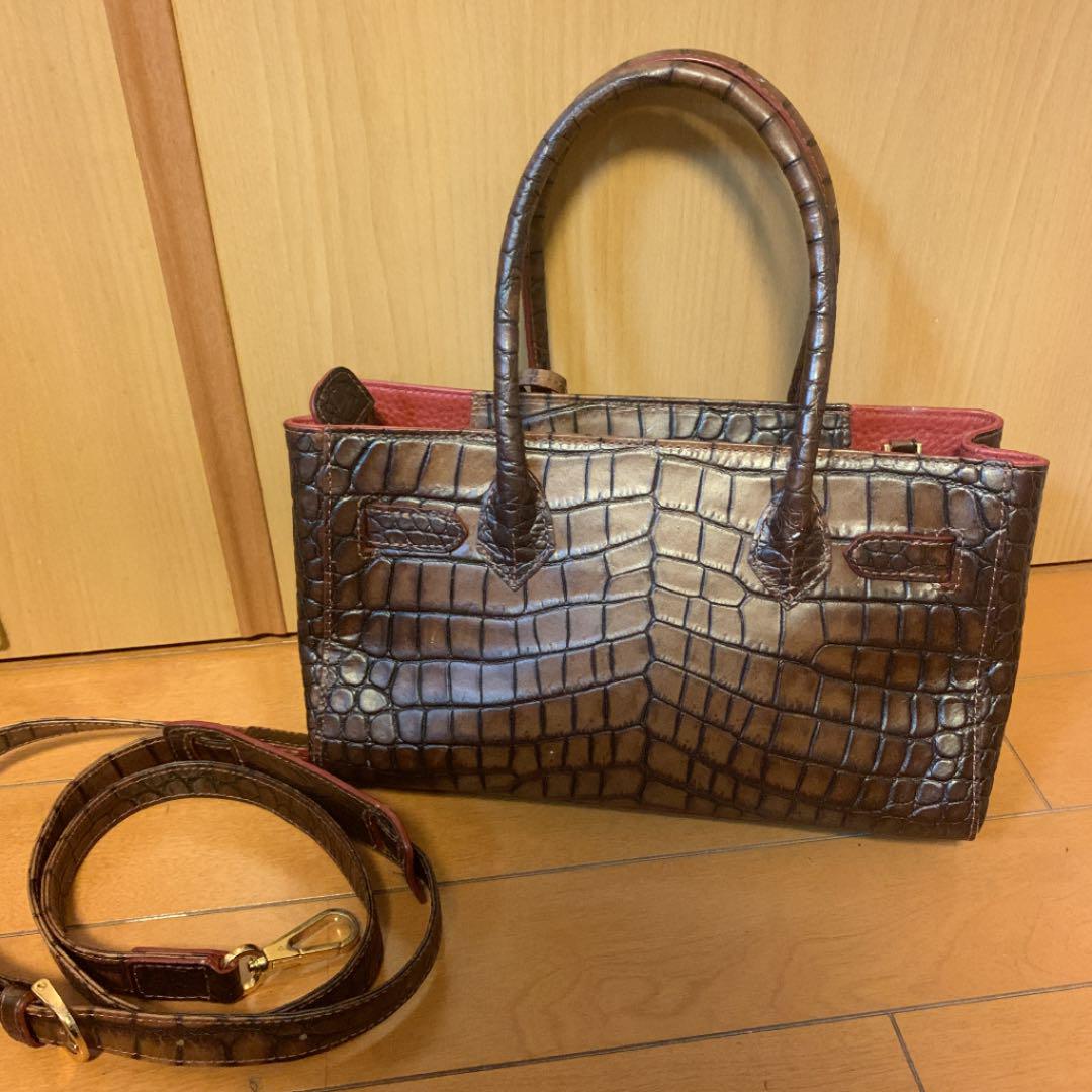 税込) COCOCELUX ショルダーバッグ クロコ型押し ハンドバッグ GOLD - ハンドバッグ - labelians.fr 税込) COCOCELUX ショルダーバッグ クロコ型押し ハンドバッグ GOLD - ハンドバッグ - labelians.fr