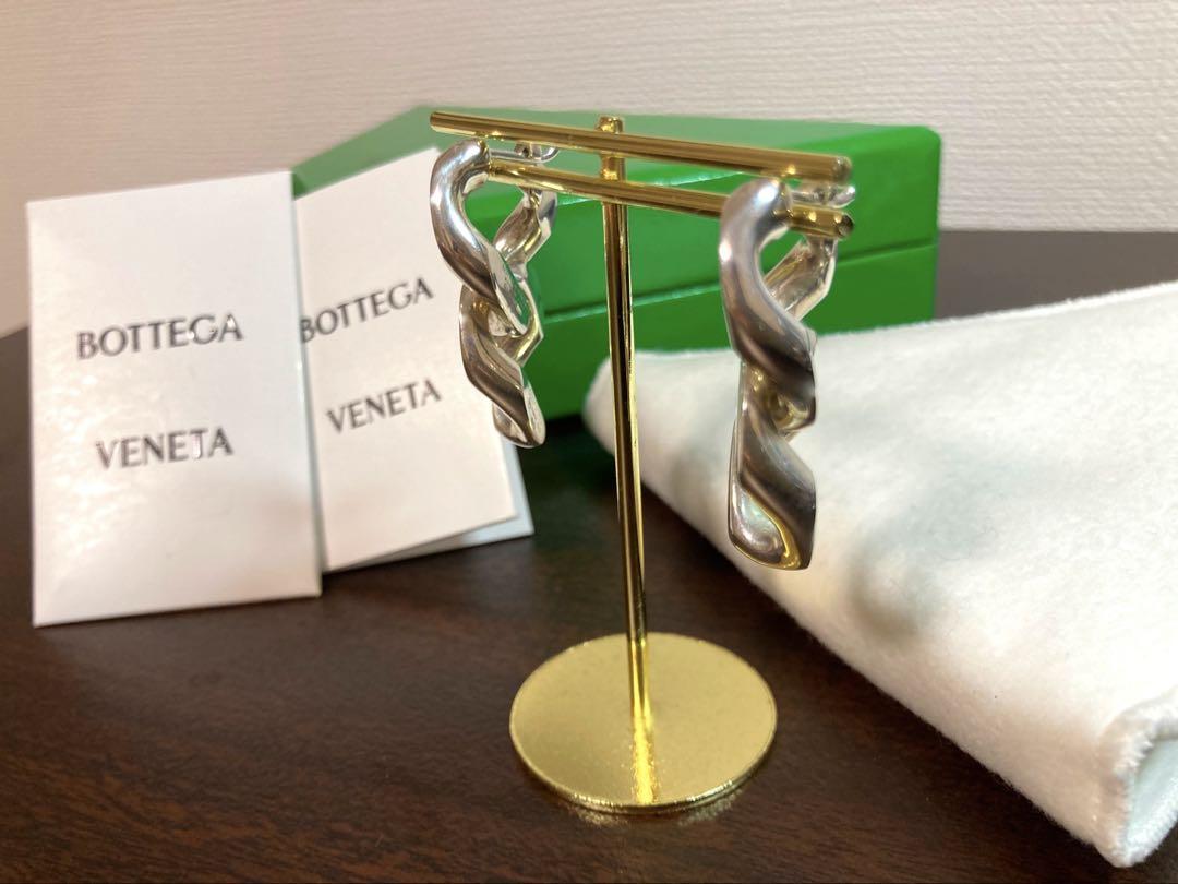 BOTTEGA VENETA（ボッテガヴェネタ）チェーンドロップピアス