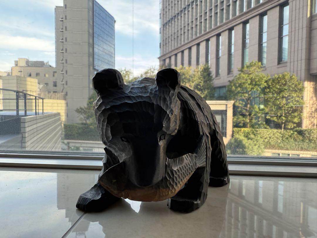 ✳️木製クマの彫刻 約20cm - 彫刻新しい