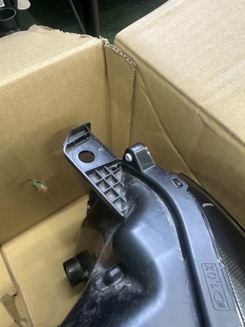 NBOX JF5 JF6 右ヘッドライト