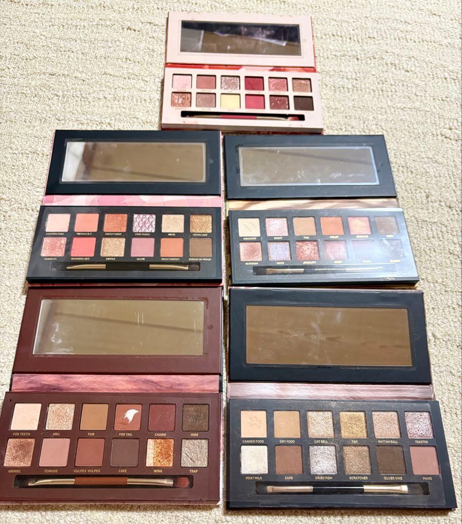 アイシャドウパレット