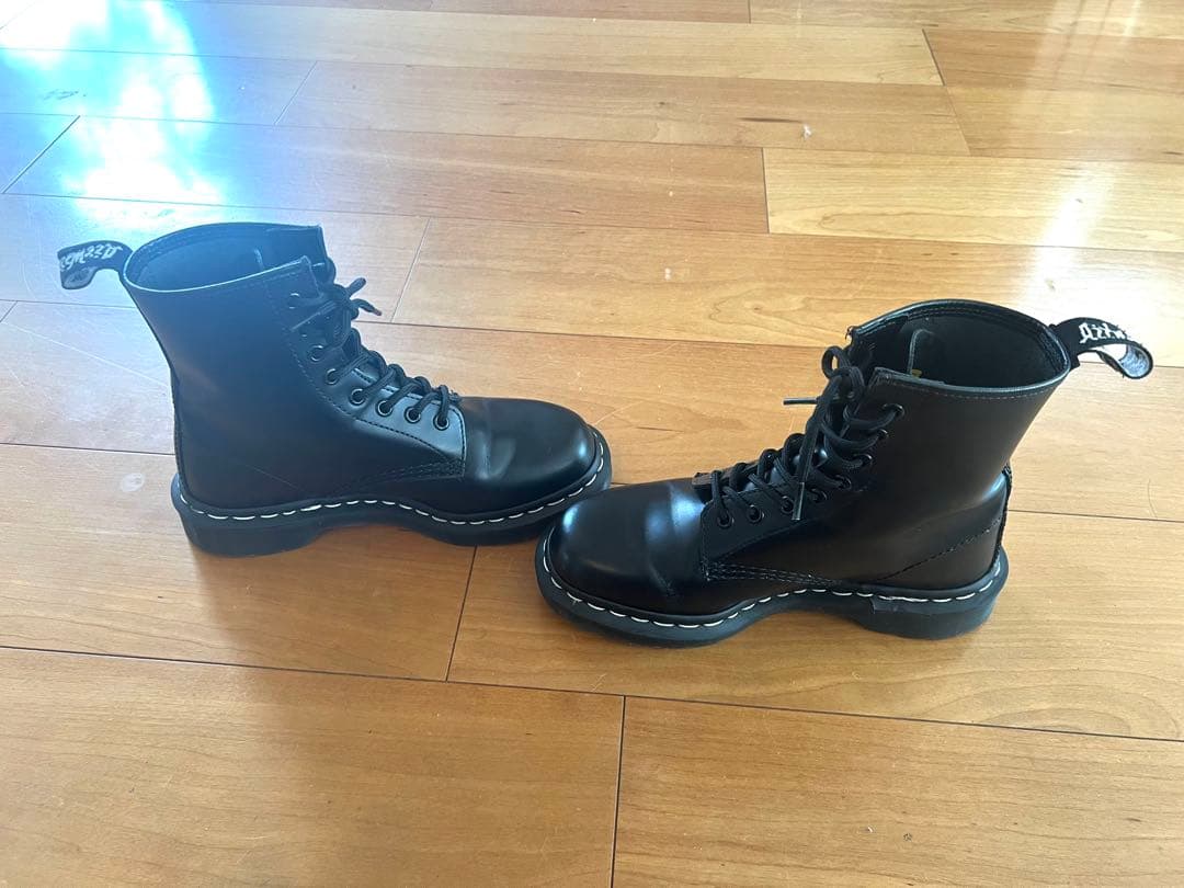 Dr. Martens(ドクターマーチン)8ホールブーツ/日本限定モデル Dr. Martens(ドクターマーチン)8ホールブーツ/日本限定モデル