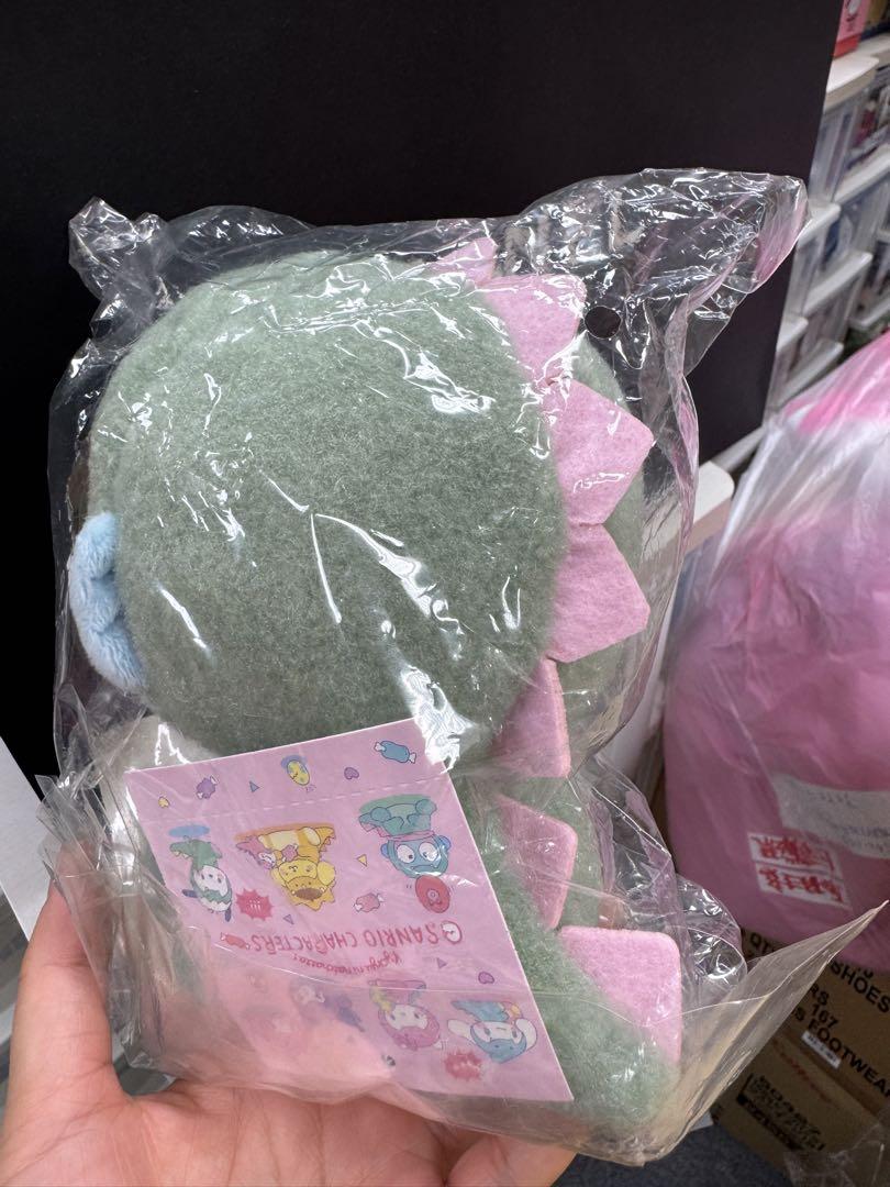 サンリオ　ハンギョドン　ダイナソー　新品　恐竜　ぬいぐるみ