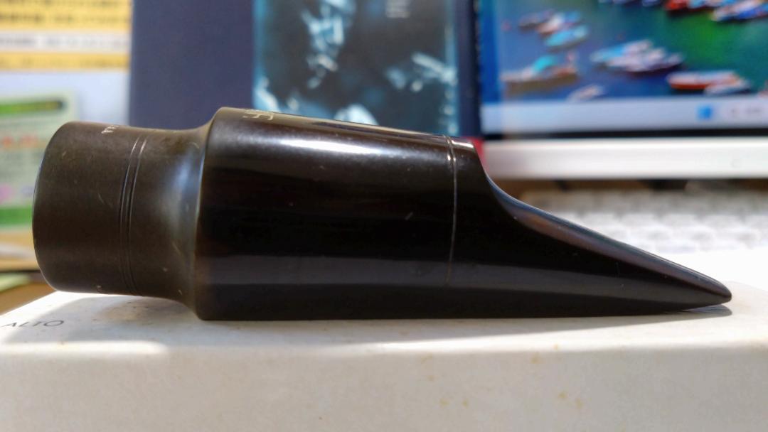 アルトサックス用マウスピース　メイヤー 6MM