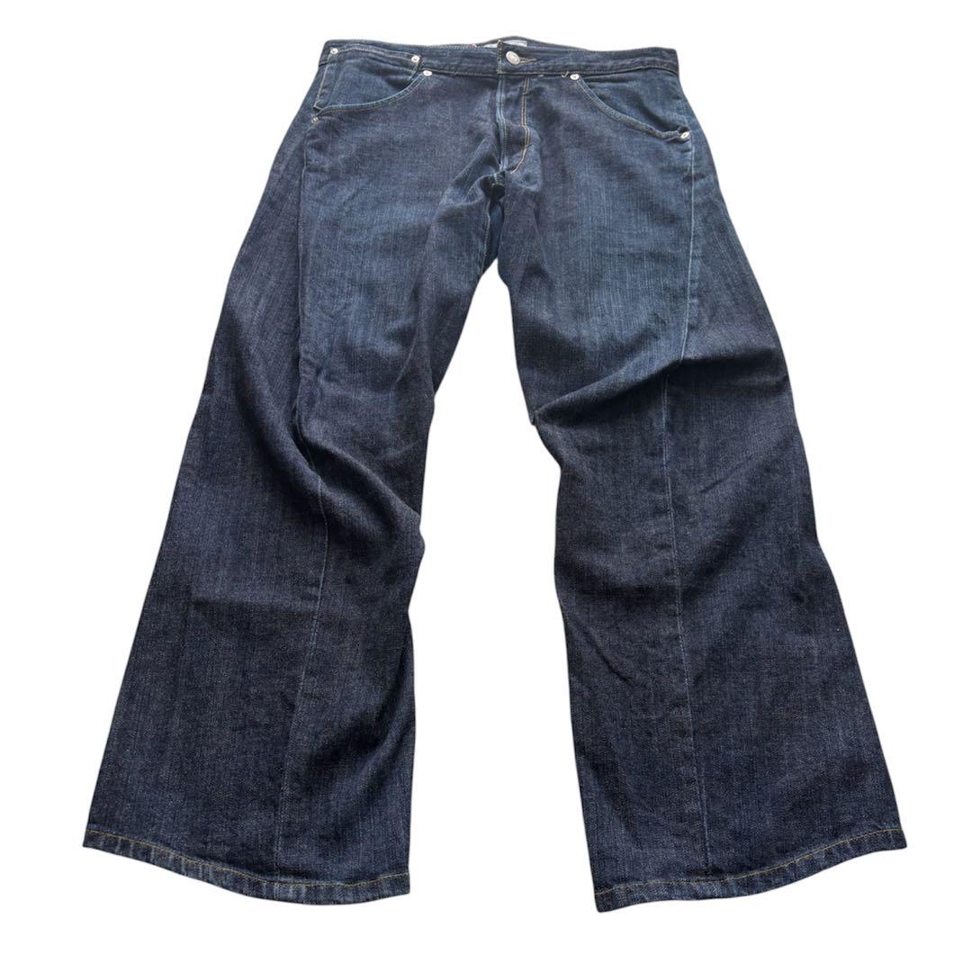 リーバイス ENGINEERED JEANS 立体裁断 ジーンズ シンチバック