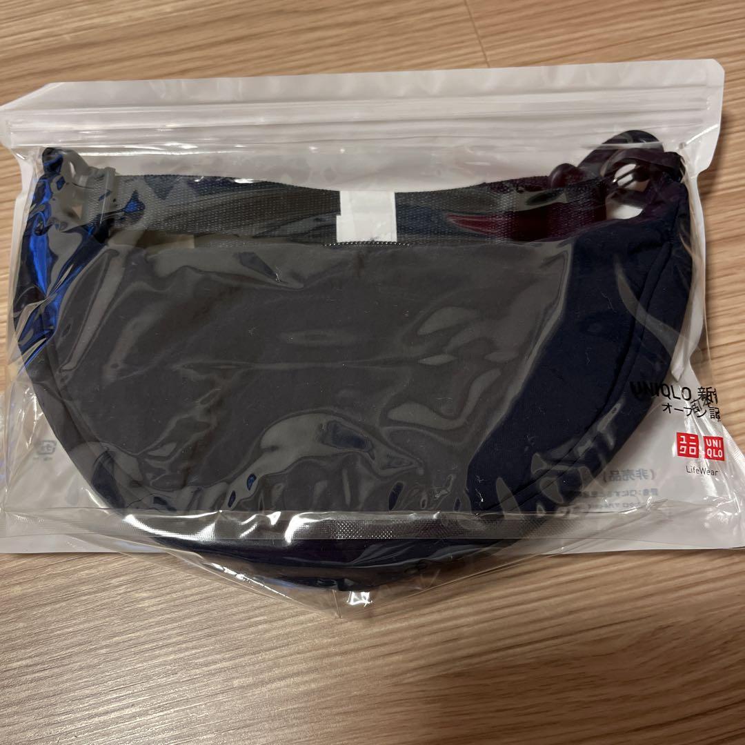 ☆限定出品☆ UNIQLO ラウンド ミニ ショルダー バッグ ブラック