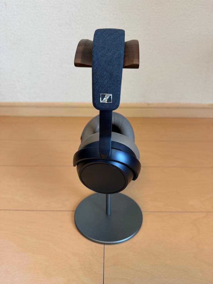 Sennheiser MOMENTUM 4 Wireless Sennheiser MOMENTUM 4 Wireless