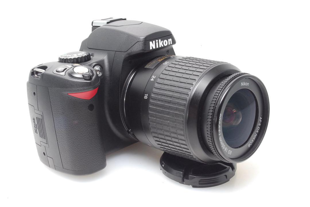✨バッテリー2個セット✨Nikon D40✨ニコン✨超軽量モデル✨使いやすい ✨バッテリー2個セット✨Nikon D40✨ニコン✨超軽量モデル✨使い