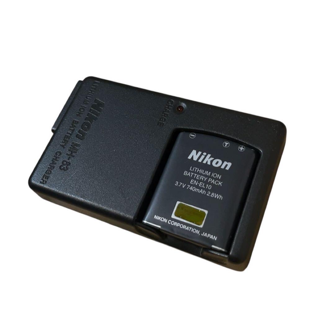 Nikon デジカメ　S230 10メガピクセル　ダークブルー　ニコン　コンデジ