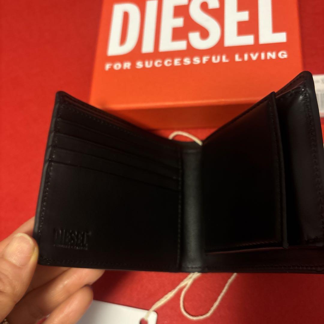 ★新品★DIESEL ブラック 二つ折り財布