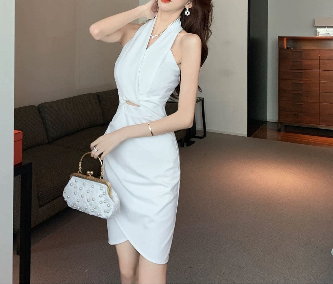 セクシー⭐︎Vネックひざ丈ドレス✦黒スリムスカート✦女子会デートに最適♪