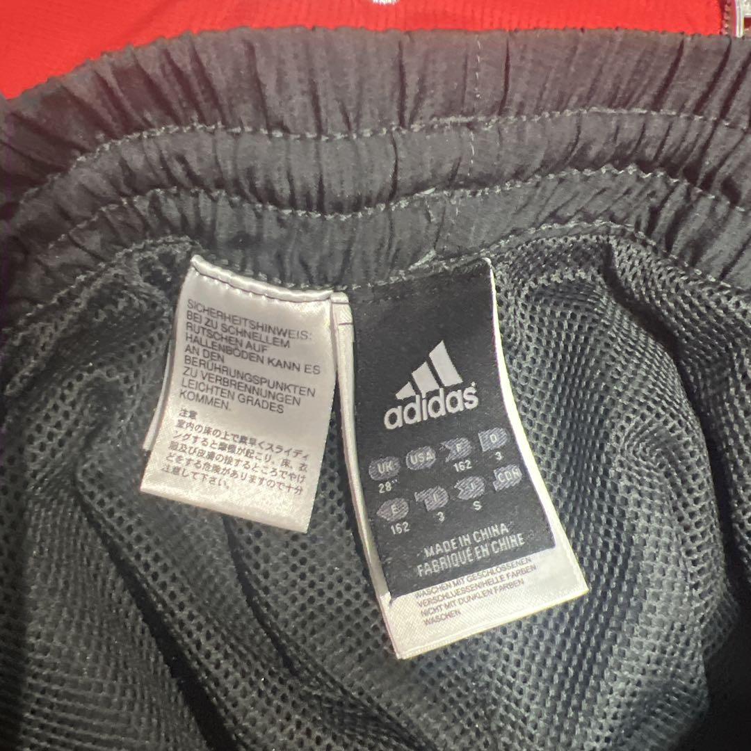 リヴァプール　adidas　トレーニングウェア