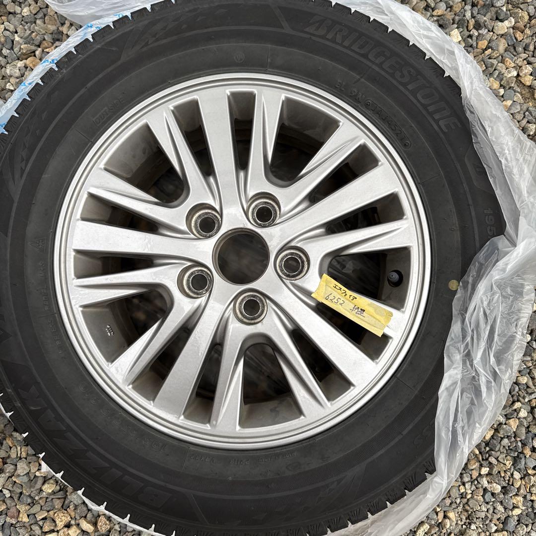 トヨタ純正　80系　15インチ 4本セット　195/65R15