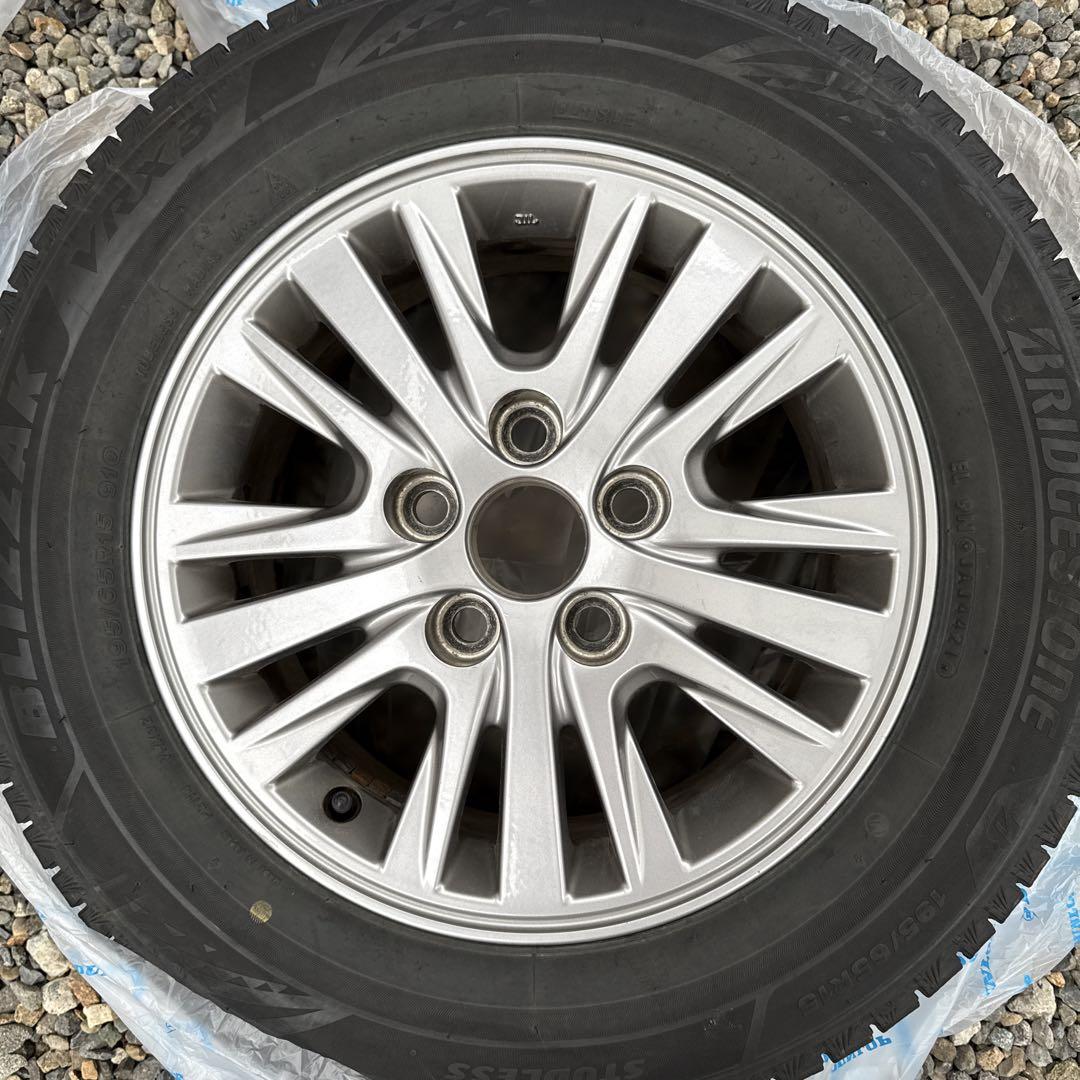 トヨタ純正　80系　15インチ 4本セット　195/65R15