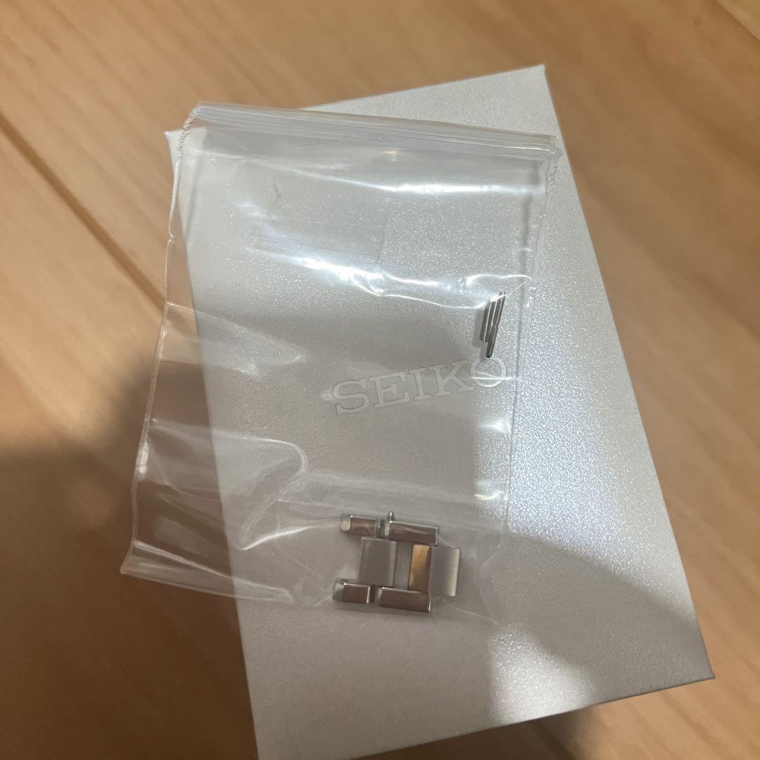 【美品】SEIKO LUKIA ルキア　レディース　腕時計　SVW048