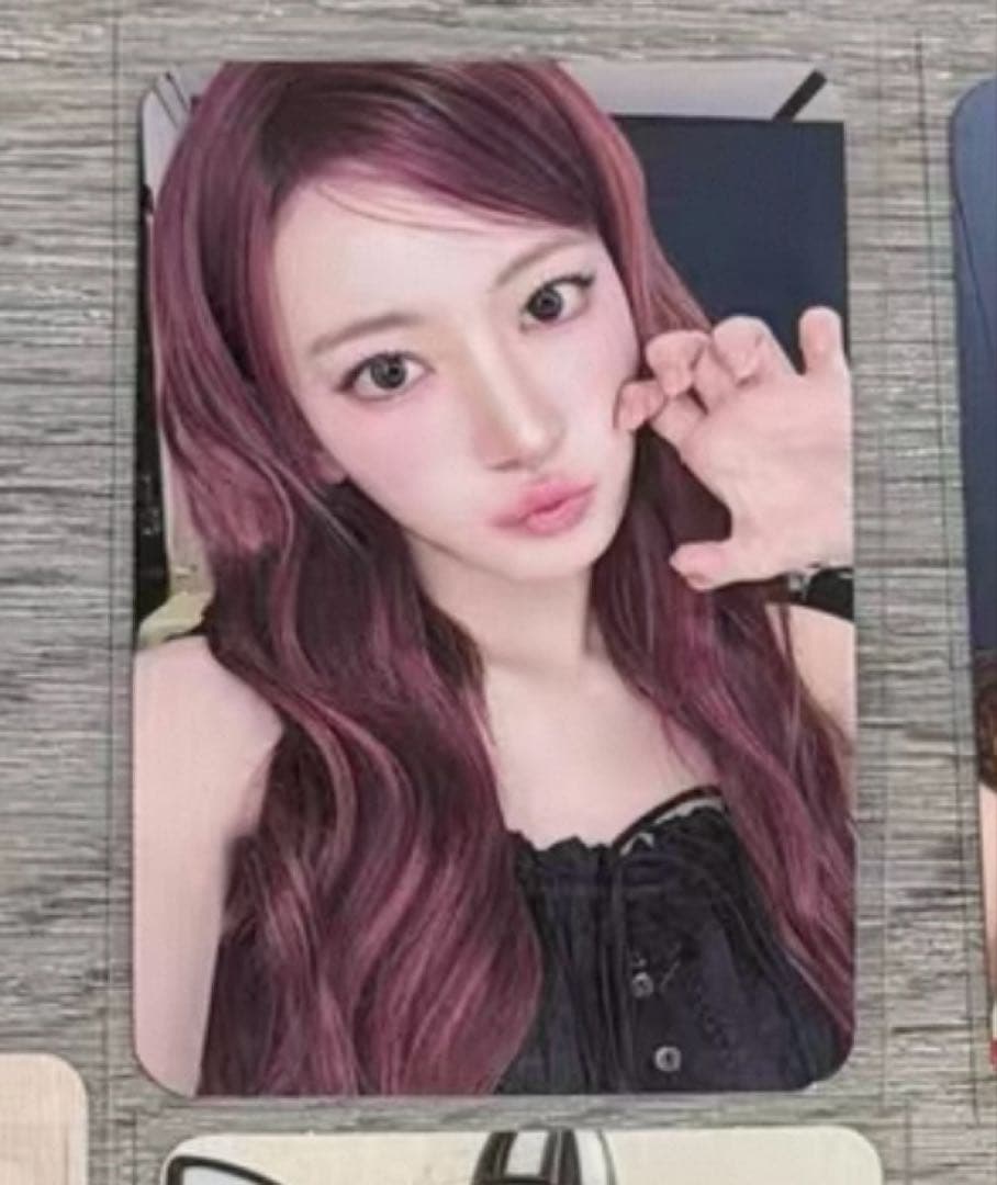 ルセラフィム サクラ SPAGHETT hello82 US 数量 トレカ