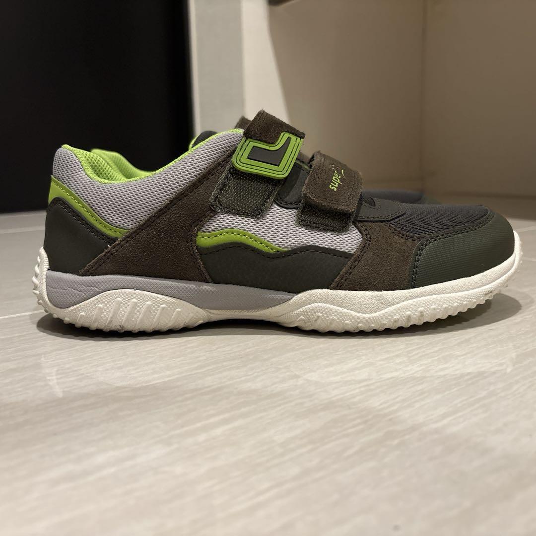 superfit スーパーフィット　スニーカー　36