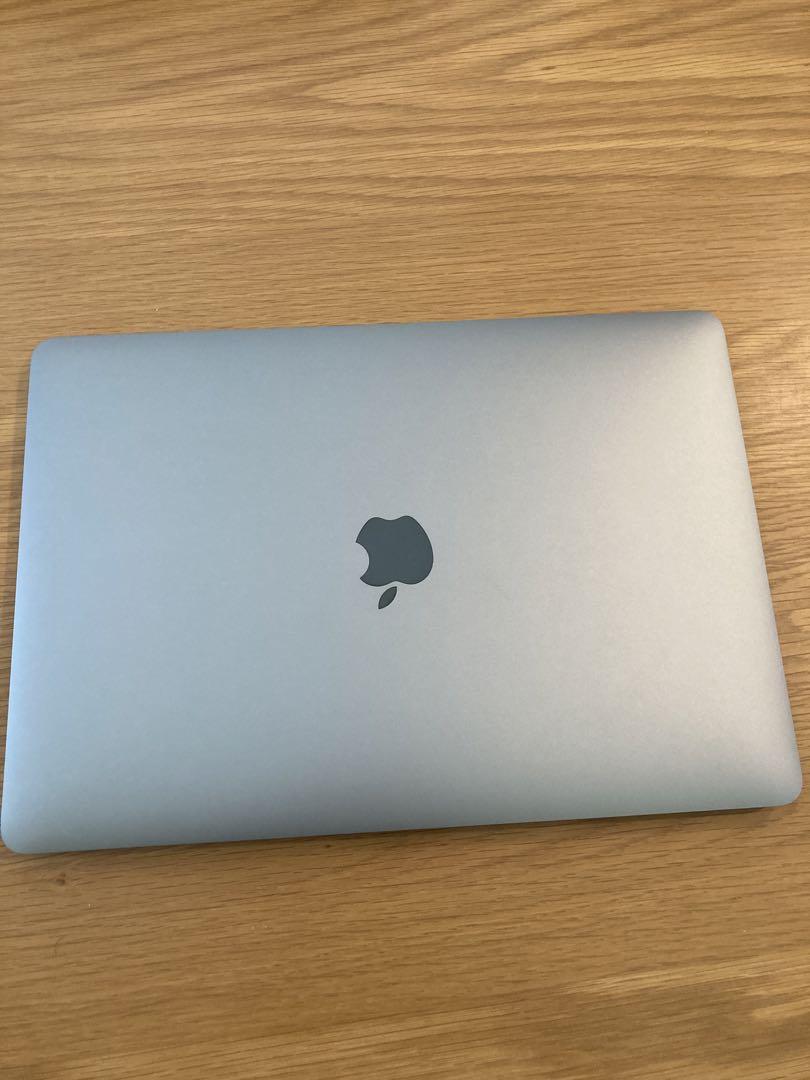 MacBook pro 2018, 13inch  corei7 メモリ16g