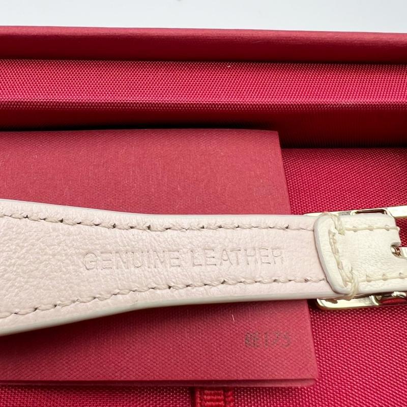 美品 Roger Vivier ブレスレット レザー ホワイト ベルト