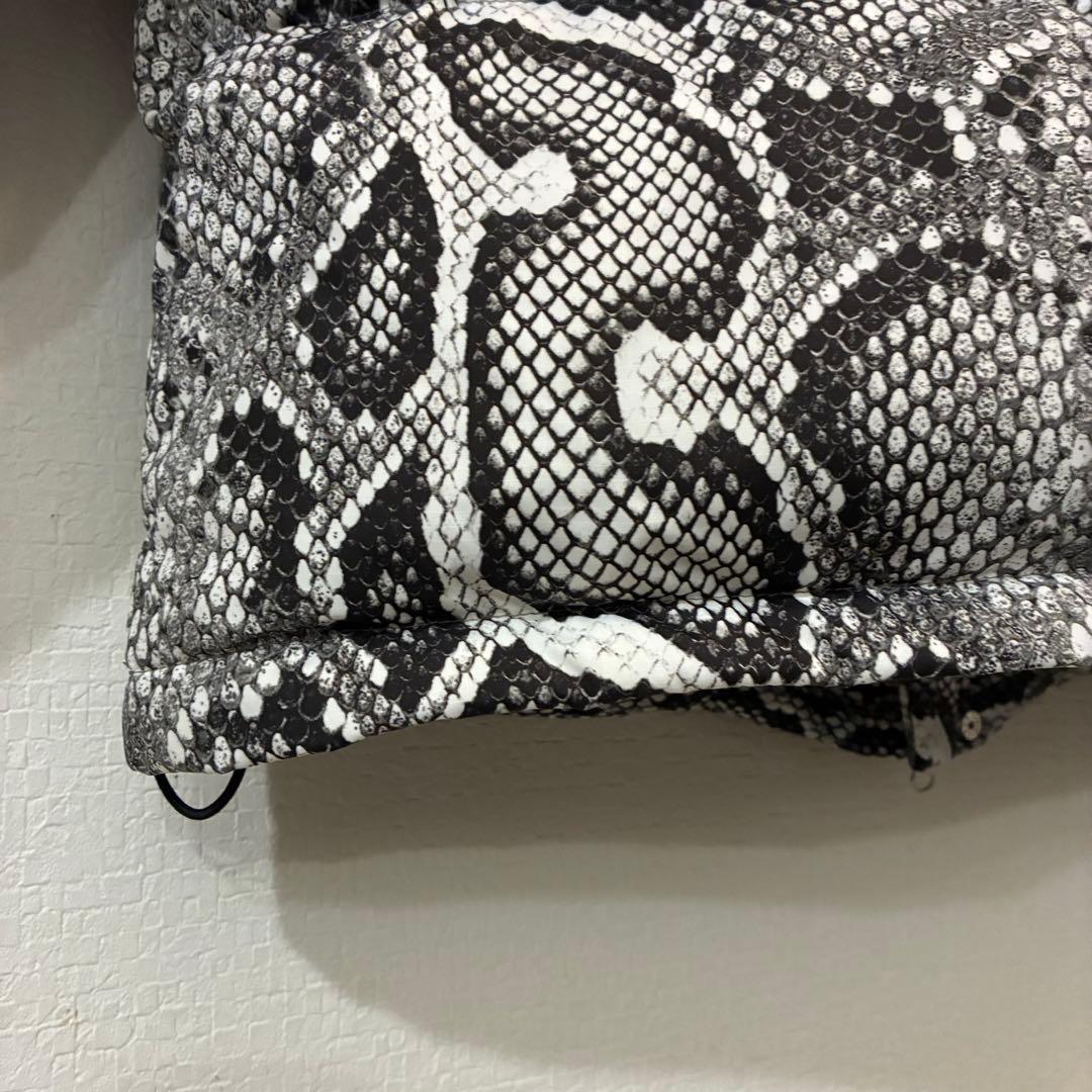 専用WACKO MARIA パイソン柄ダウン THE GUILTYPARTIES 専用WACKO MARIA パイソン柄ダウン THE GUILTYPARTIES