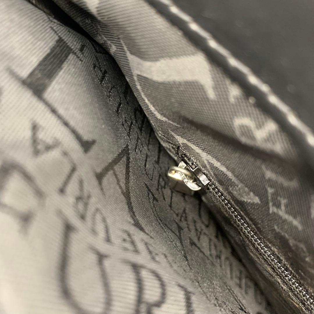 フルラ　レザー　トートバッグ　肩掛け　黒　ブラック