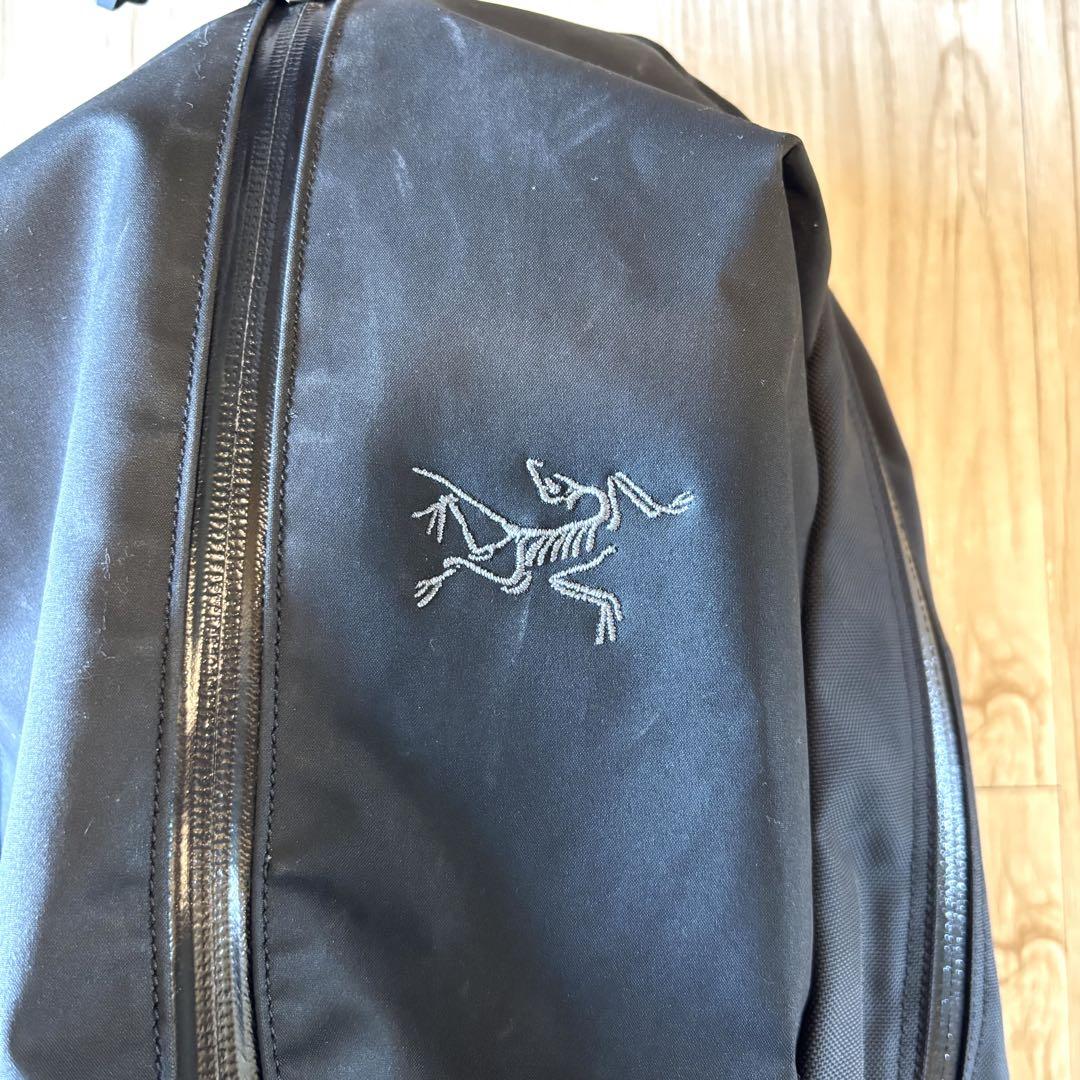 【カラマーゾフ】 Arc'teryx アークテリクス アロー22 BK