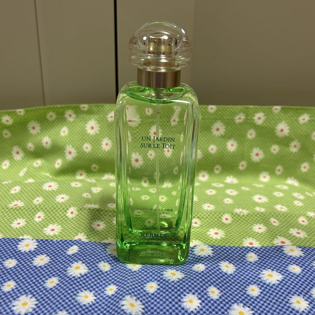 エルメス 屋根の上の庭 オードトワレ 100ml