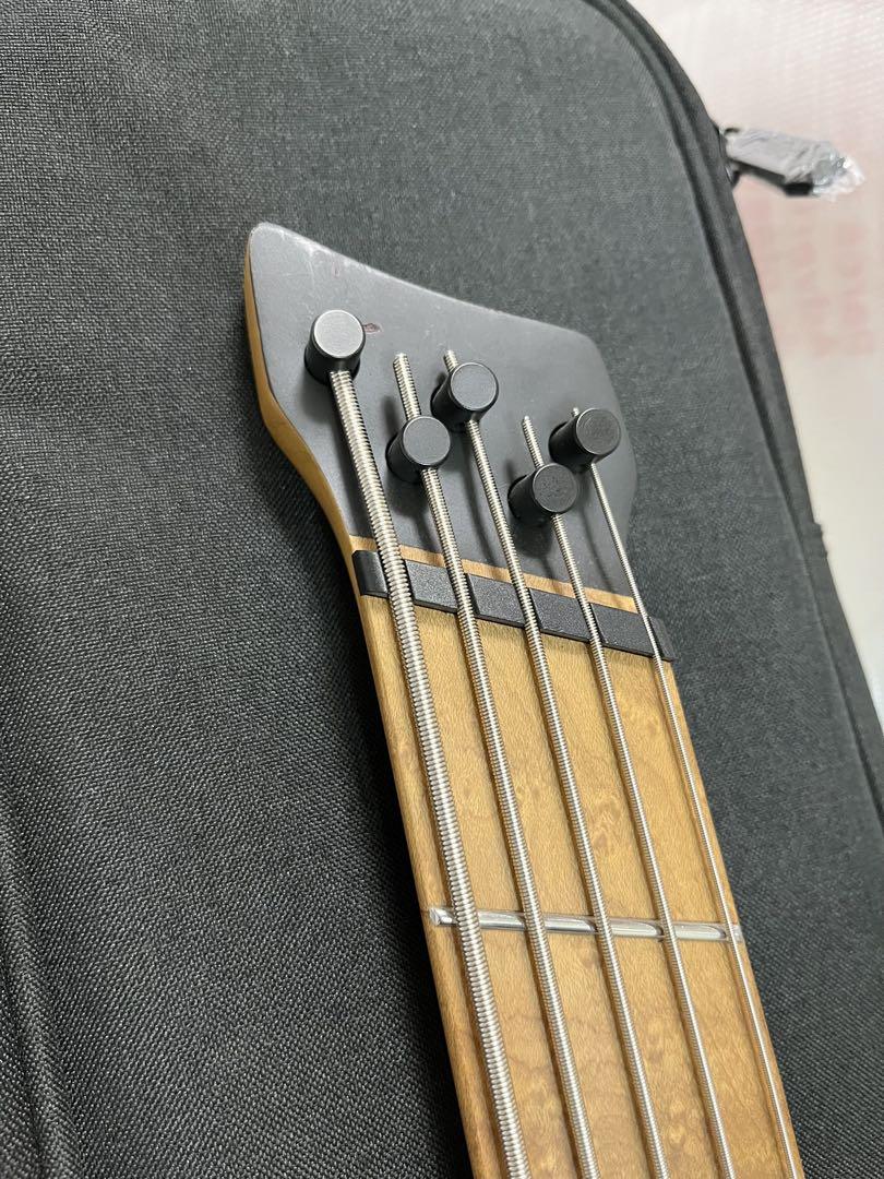 Ibanez ヘッドレス EHB1005SMS-EMM 5弦 マルチスケール
