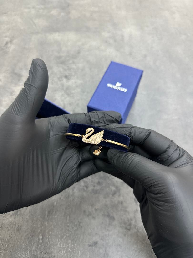 Swarovski スワンモチーフ ブレスレット Swarovski スワンモチーフ ブレスレット