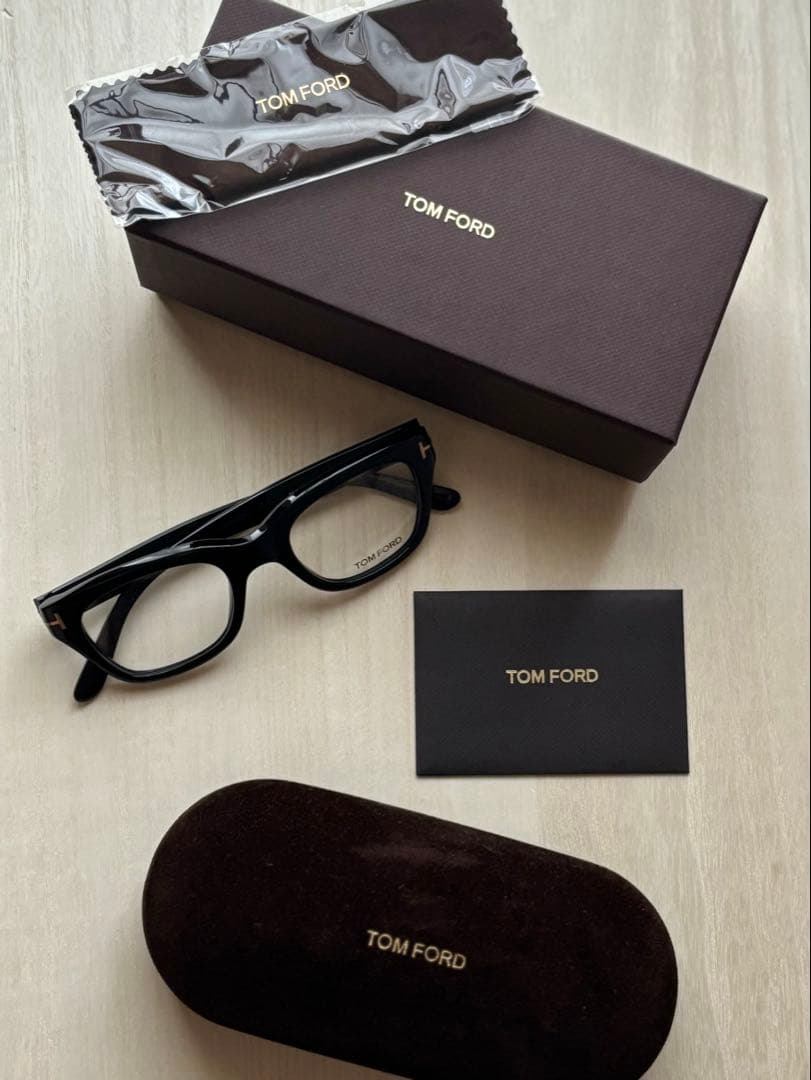 【未使用】TOM FORD メガネ TF5178 (度なし)