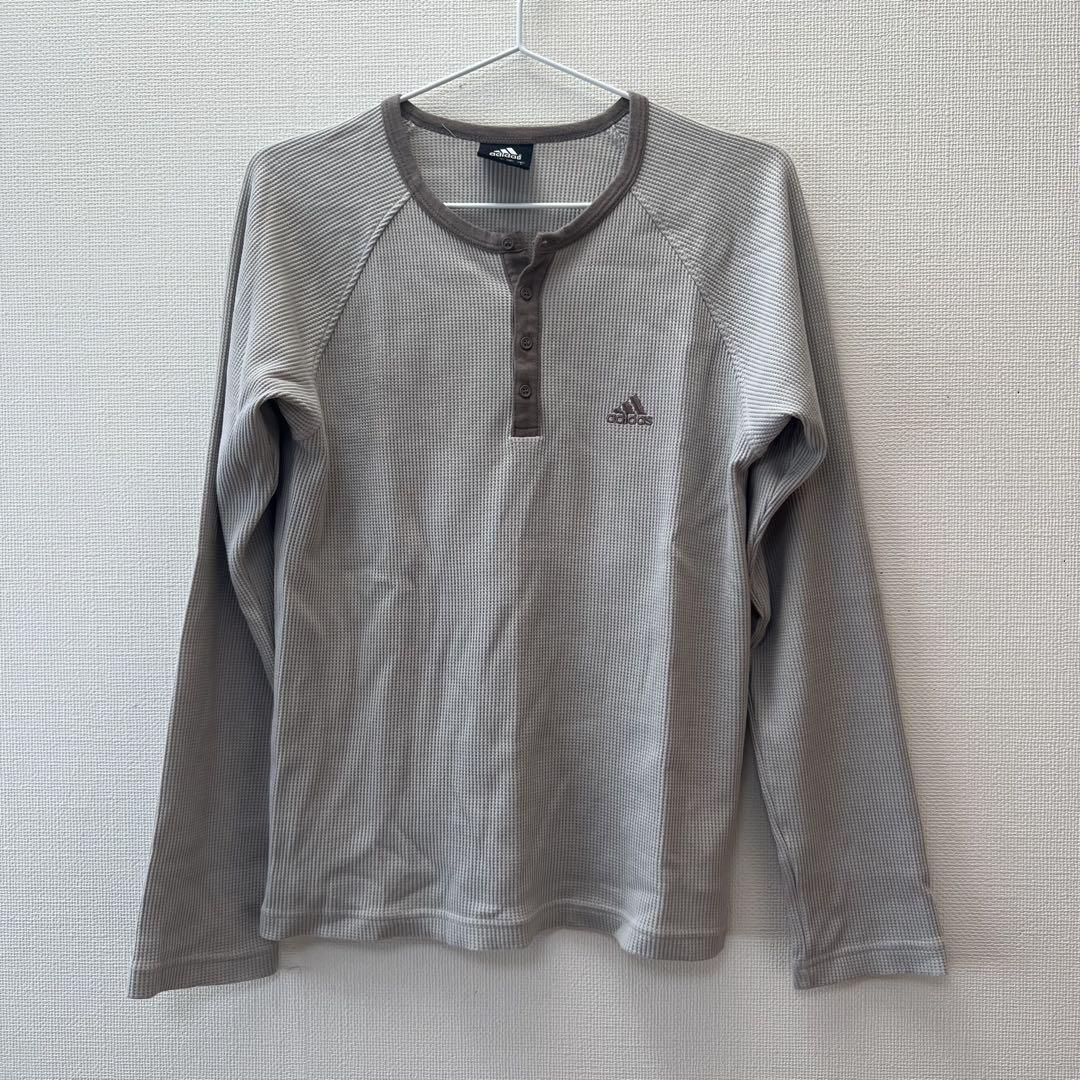 adidas カットソー　ワッフル生地
