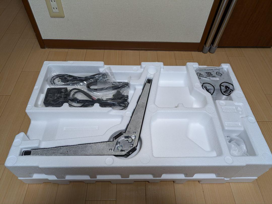 27インチのASUS VG27AQL1Aモニター【中古】