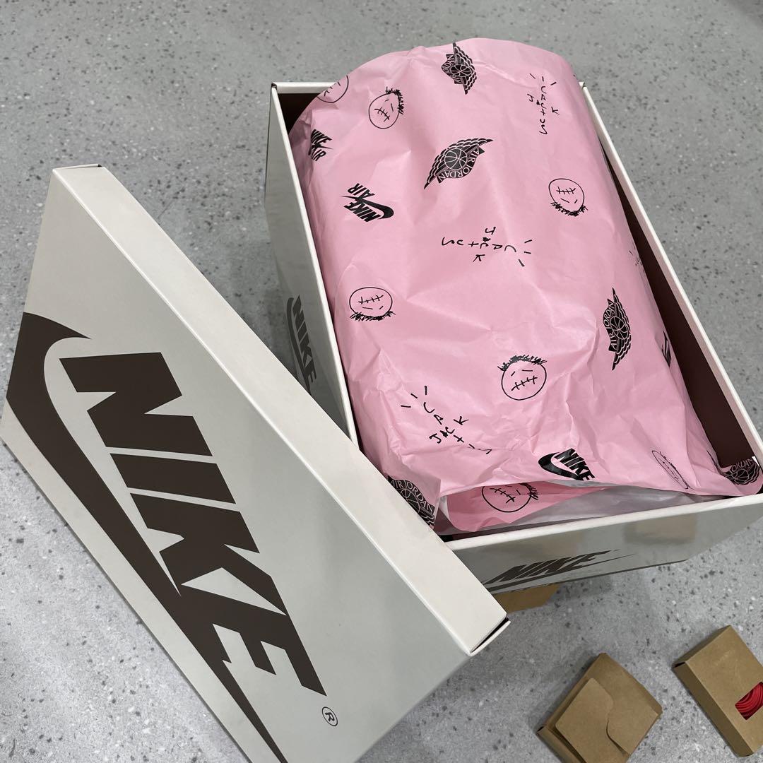 NIKE エア ジョーダン 1 LOW xトラヴィス スコット 限定品
