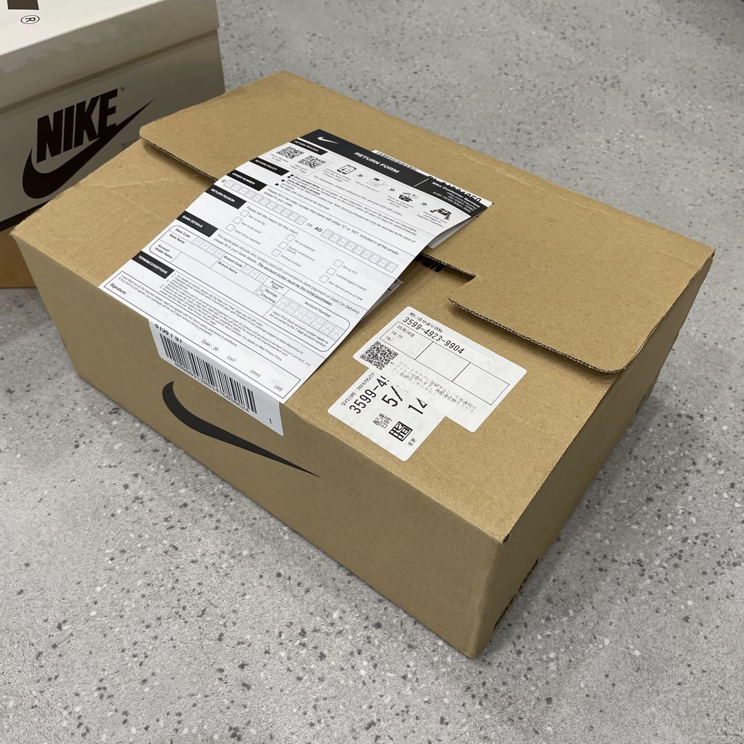 NIKE エア ジョーダン 1 LOW xトラヴィス スコット 限定品