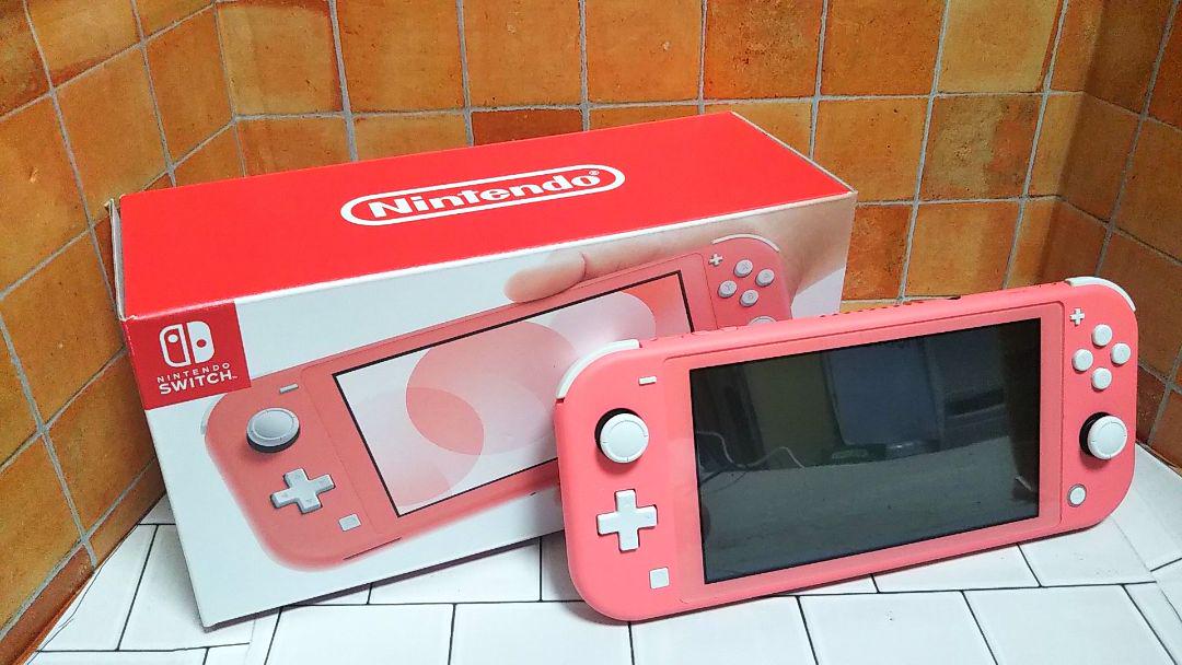 Nintendo SwitchLite 本体 コーラル - メルカリ