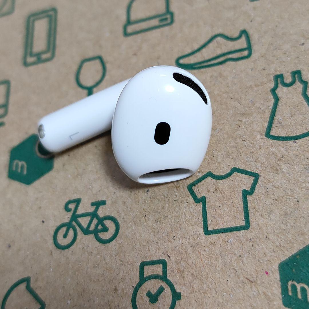 Apple AirPods 4世代 片耳 L 片方 左耳 596