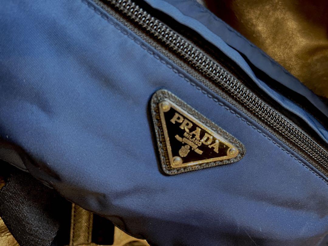 PRADA ボディバッグ