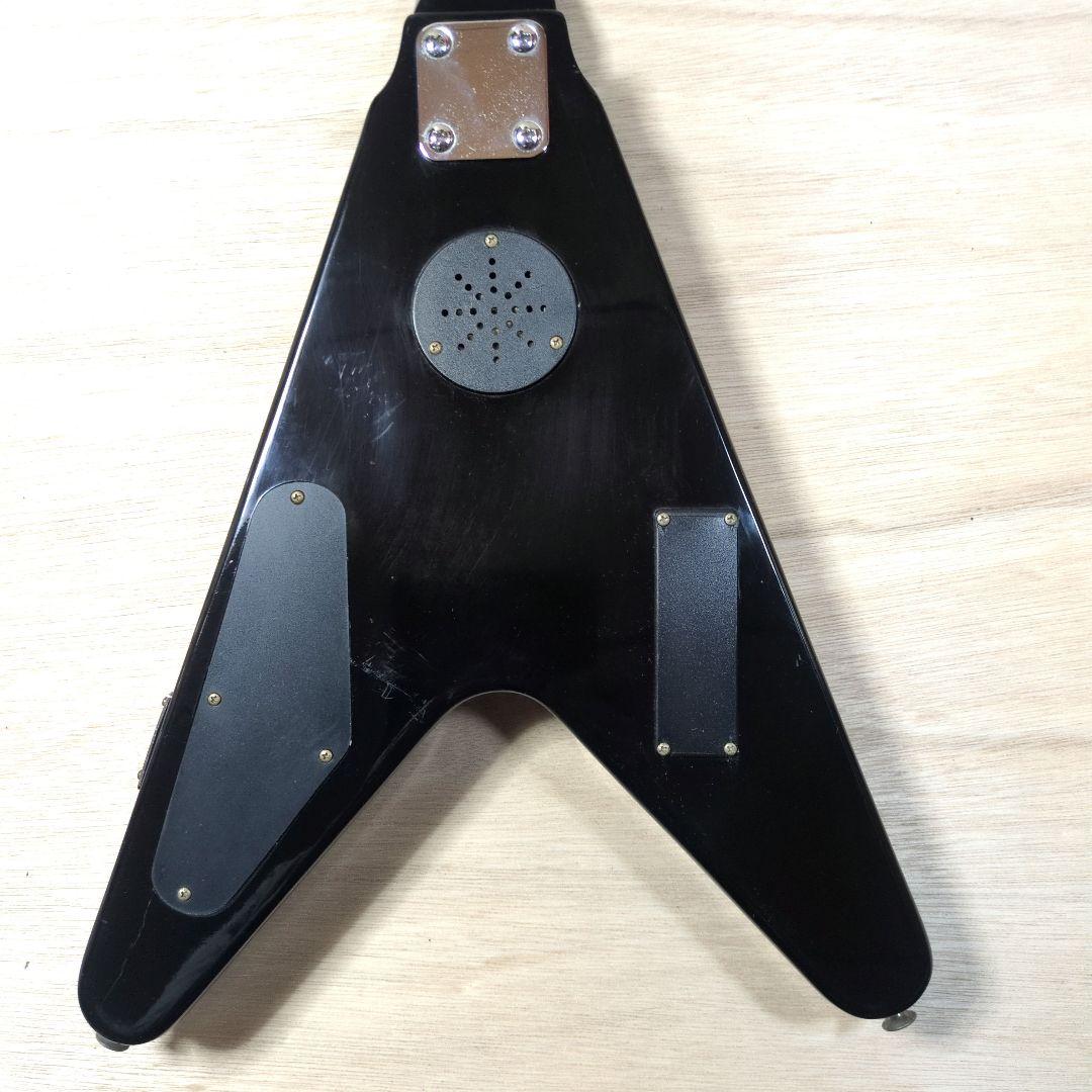 アンプ内蔵　フライングV　ミニギター　エレキギター　弦交換済　ジャンク　zo-3