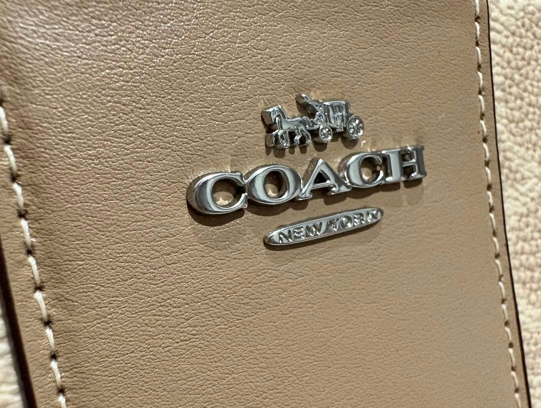 コーチ COACH サンド×トープ シグネチャー コーテッド