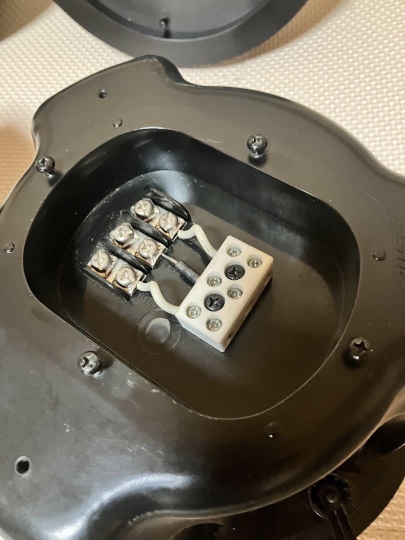 ポーズ BOSE DS16F 天井埋込みスピーカー中古品　ネット無し ポーズ BOSE DS16F 天井埋込みスピーカー中古品 ネット無し