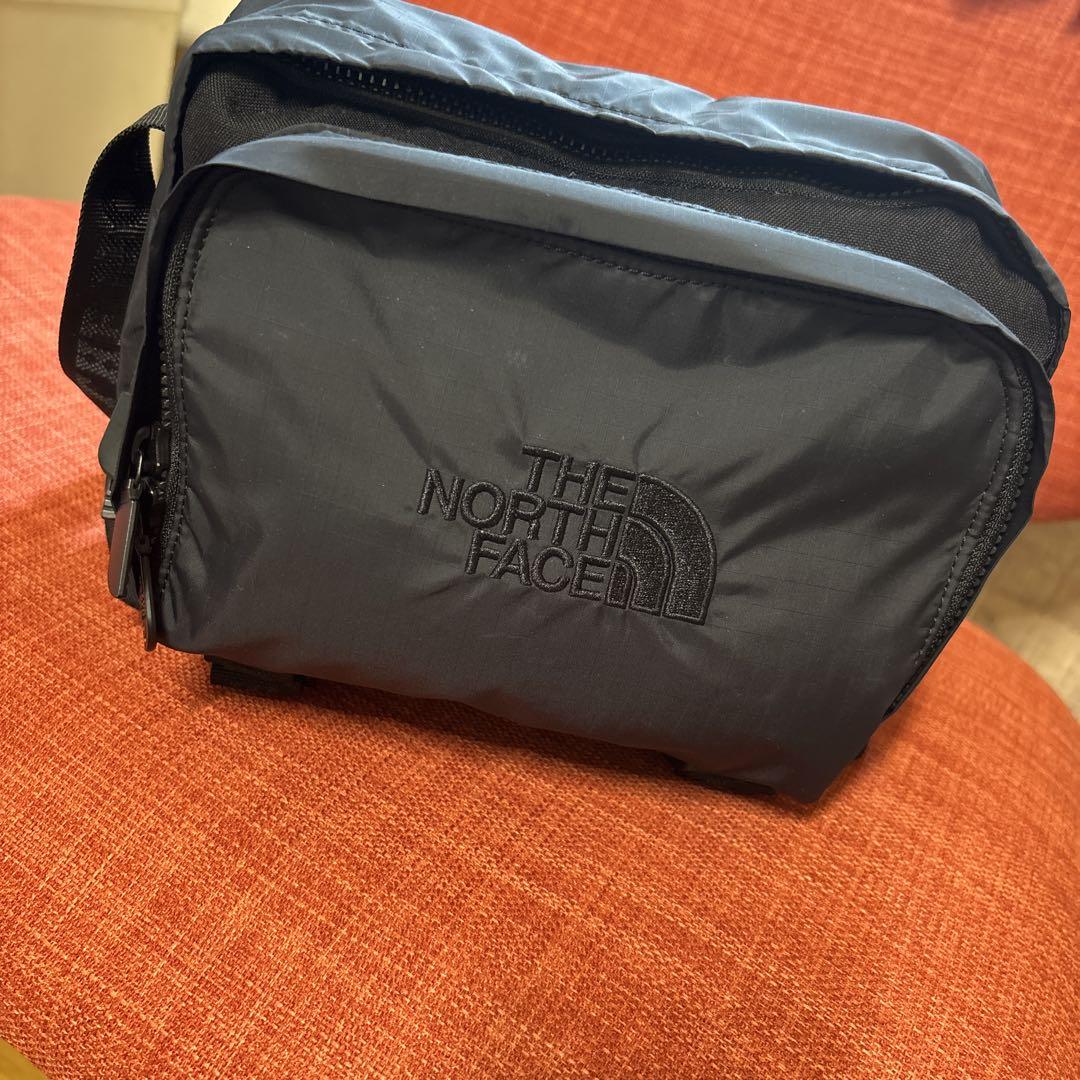 THE NORTH FACE ショルダーバッグ ブラック