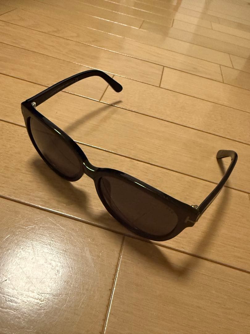【美品】TOM FORD サングラス ブラック 【美品】TOM FORD サングラス ブラック