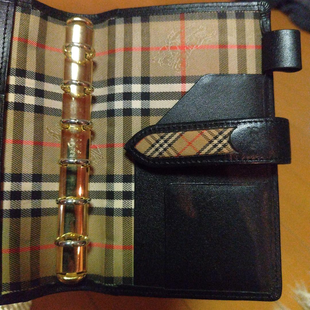 BURBERRY　LONDON　手帳カバー