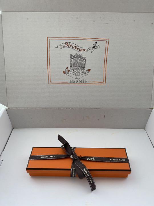 人気定番新作 新品 エルメス ユリスナノ チャーム エトゥープ J4xBt-m97366714376 格安正規店