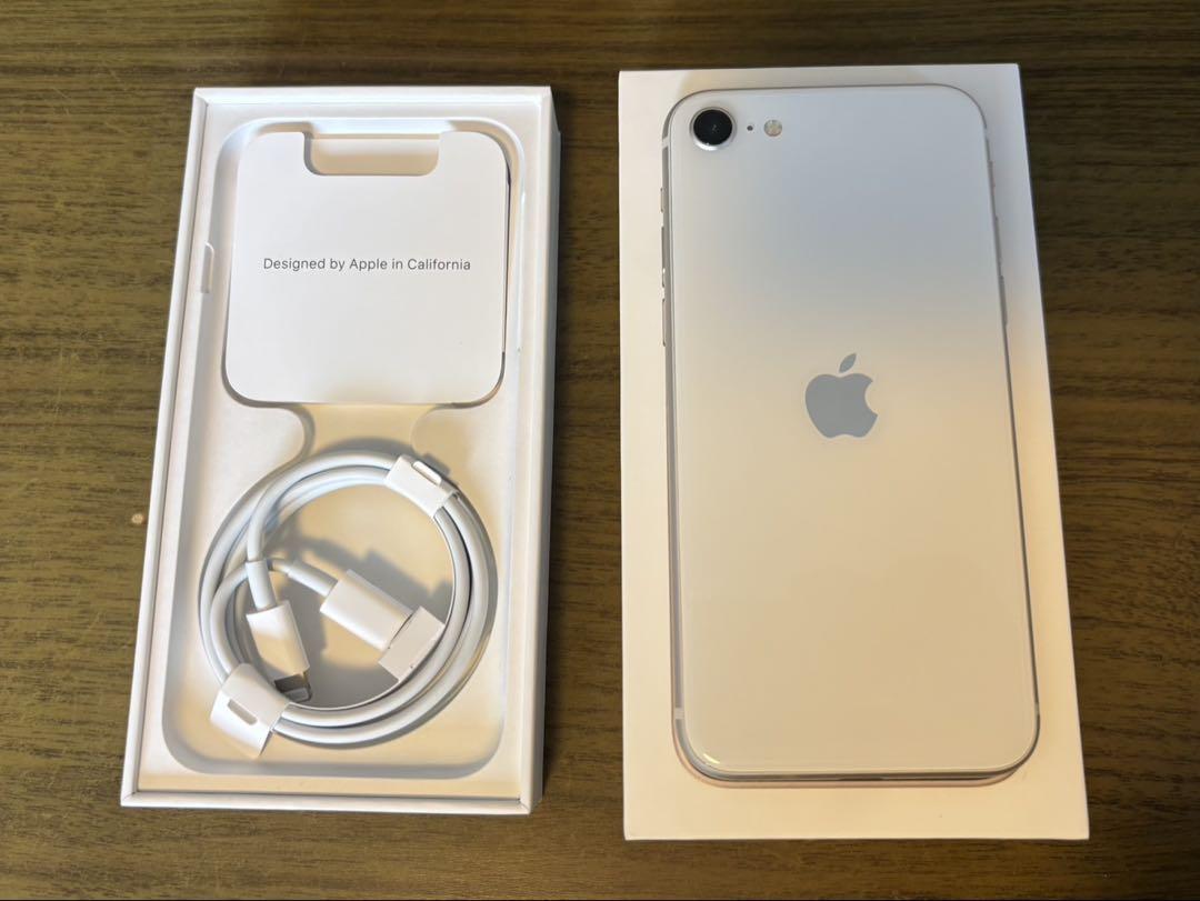 iPhoneSE3 128GB バッテリー100% スターライト