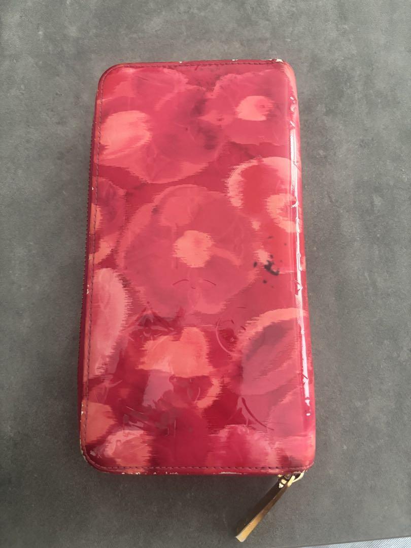 長財布　ジッピー　ウォレット　モノグラム　ヴェルニ　花柄　ローズ　中古