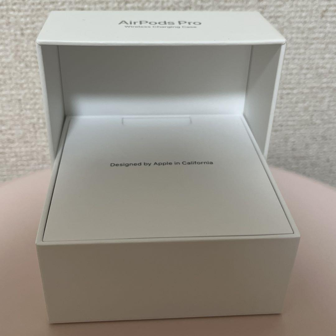 Apple アップル AirPodsPro 箱＆説明書 - メルカリ