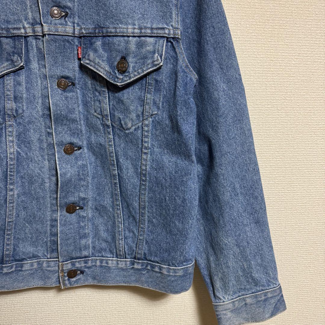82’s Levi's 70505 size38