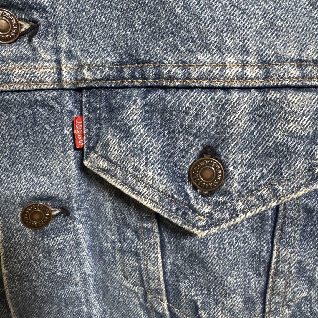 82’s Levi's 70505 size38