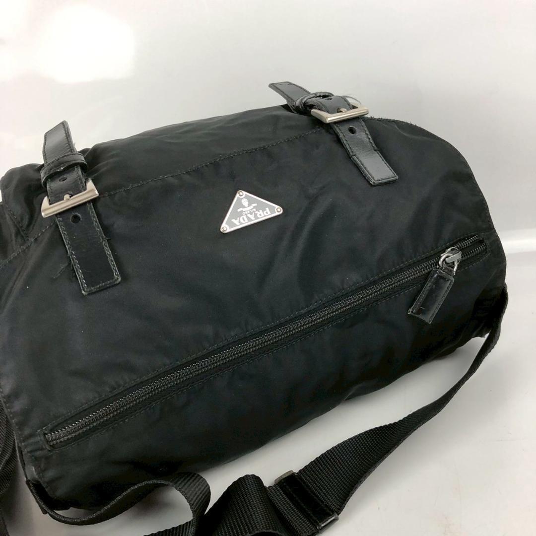 PRADA プラダ ナイロン ロゴプレート ショルダーバッグ ブラック